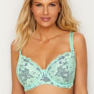 NWT fuller bust lace bra